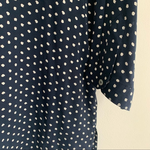Zara Navy Polkadot Button Down size Medium - Picture 3 of 3